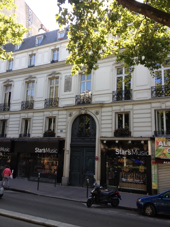 11 boulevard de Clichy, the upscale apartment where Picasso lived with Fernande Olivier when he met Eva.